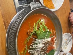 -喇喇排骨火锅·传统韩式脊骨汤(望京西园总店)