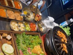 -胡悦里韩式烤肉(芝罘万达广场店)