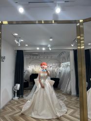 -予白婚纱礼服馆