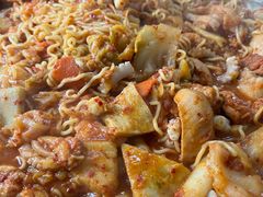 -亲昵春川鸡排(韩国美食街店)