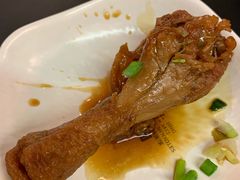 蜜汁鸡腿-贡梅老面馆·蟹粉面·无锡特色小吃(南长街主推店)