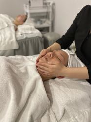 -摩more精奢美妍中心