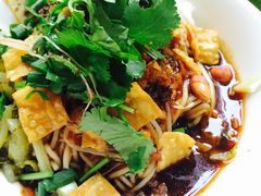 -海口骑楼小吃街