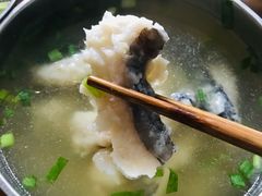 -依云煎包店