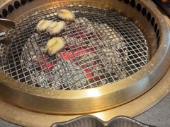 -铭牛烧肉·和牛海鲜自助(高新月牙湖店)