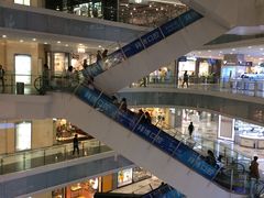 -优衣库(上海虹口龙之梦店)