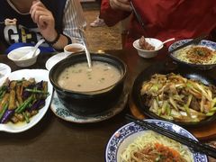 -楚天美食坊(越秀先烈中路店)