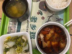 -老乡鸡(亳州路天庆大厦店)