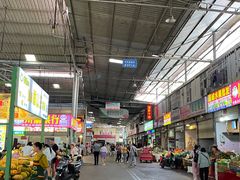 -曼阁市场水果批发市场