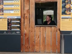 -怀托摩萤火虫洞