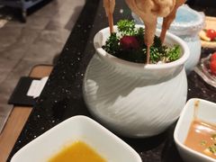 -锅季·捞王旗下小火锅(虹桥火车站店)