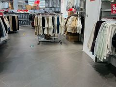 -New Balance(王府井奥莱·香江小镇店)