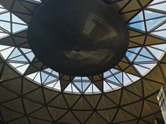 -上海滴水湖皇冠假日酒店