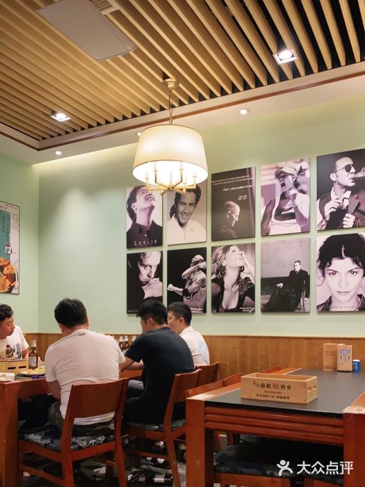 福苗小骆驼烧烤(曲江店)大堂图片