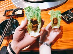 生菜包烤肉-炭虎子水浒烤肉(梦时代店)