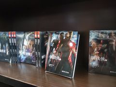 -钟书阁(松江泰晤士小镇店)