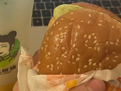 -肯德基(中纬店)