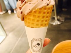 -喜茶(上海打浦桥日月光gelato lab+店)