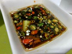 油碟-颜氏双江清水鱼一养身火锅(磁器口店)