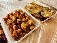 黄鱼-蓝精灵饺子店
