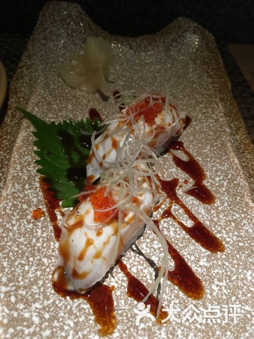 秘汁烧手握鲷鱼