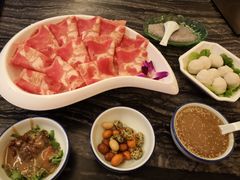 -云中捞高空旋转餐厅(商茂世纪广场店)