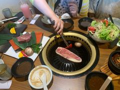 -炼火烤肉店