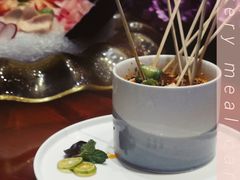 -红鼎豆捞·非遗鲍皇汤火锅(宝丰路店)
