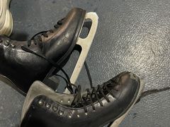 -冠军冰场CHAMPION RINK(环球银泰城店)