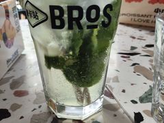 -Moka Bros 摩卡站(嘉华店)