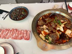 -鑫郭氏·南昌20年大排档·小龙虾羊蝎子(潮阳里店)