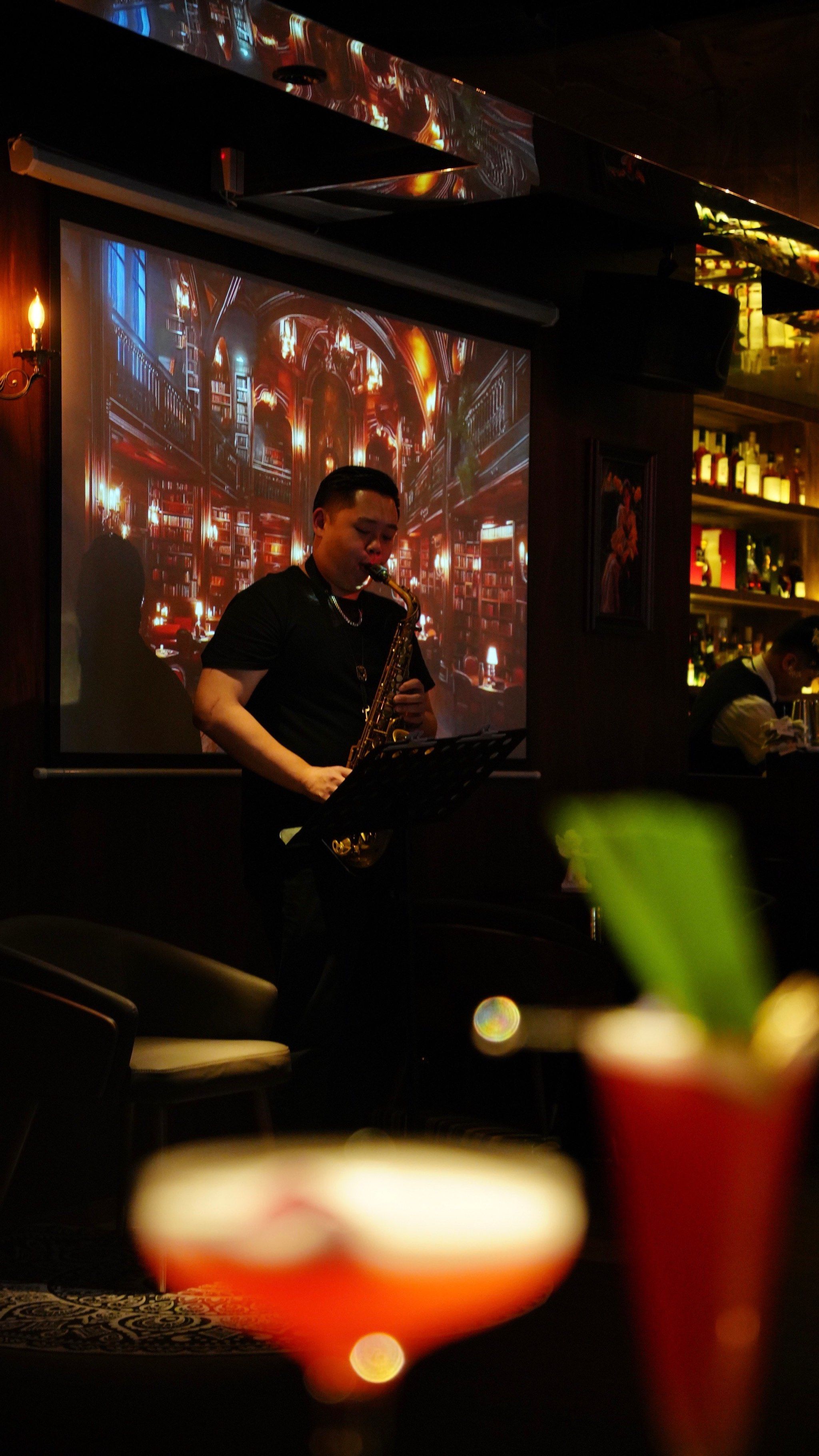 窗边听jazz91南京这家隐秘酒吧适合情侣约会