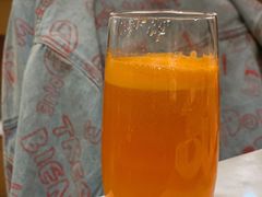 鲜榨果汁-都会尚膳·海鲜自助餐厅(重庆万豪酒店)