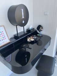 -JNK皮肤管理中心