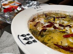 -渔语鱼新川菜Bistro(万象天地店)