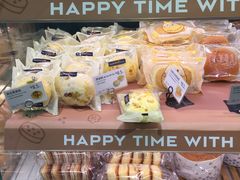 -巴黎贝甜(大宁国际商业广场店)