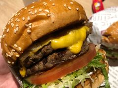-The Habit Burger Grill 哈比特汉堡(复兴soho店)