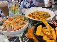 奶油松露三文鱼意面-鼓楼吃面·肉啃肉(南锣鼓巷店)