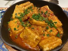 -云海肴·汽锅鸡·云南菜(天山百盛优客店)