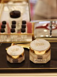 -奥伦纳素Erno Laszlo