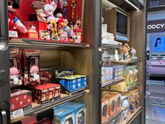-泡泡玛特POPMART(国金街店)