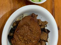 -上海特色小笼店(铁岭路90弄小区店)