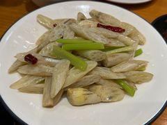 -莲餐厅·湖北菜·潜江小龙虾店(愚园路店)