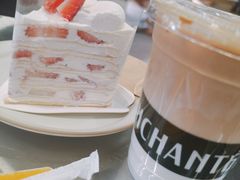 草莓千层-安上烘焙 ENCHANTE(世纪汇店)