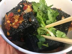-黑色经典臭豆腐·湖南特产(太平街口店)