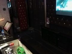 -蓝尊量贩(黄河路店)