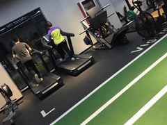 -Freedom Fitness私教健身俱乐部(徐虹北路店)
