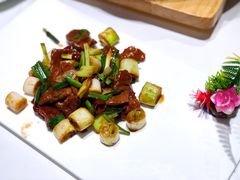 -阿四饭店(沧海路店)