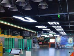 -极限PLAY运动娱乐新世界·团建派对潮玩休闲馆·室内蹦极高空游乐园
