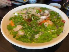 -大头虾越式风味餐厅(光明广场店)